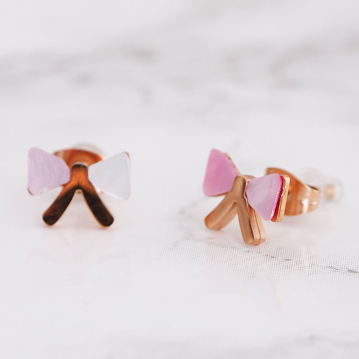 リボンシェル ステンレス ピアス (1ペア)