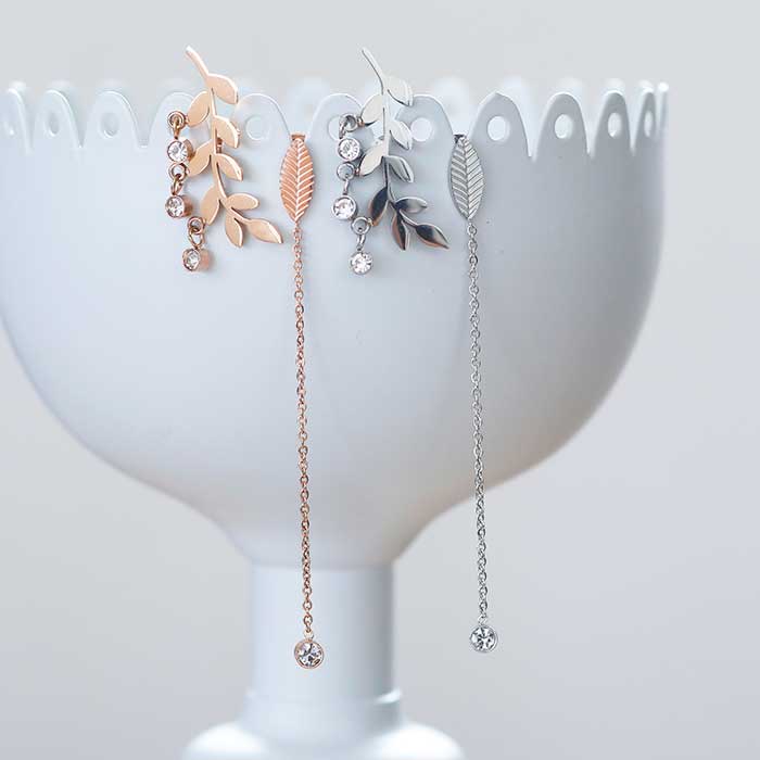 ジュエル&リーフ フープ ステンレス ピアス(1ペア) ポーチ入り