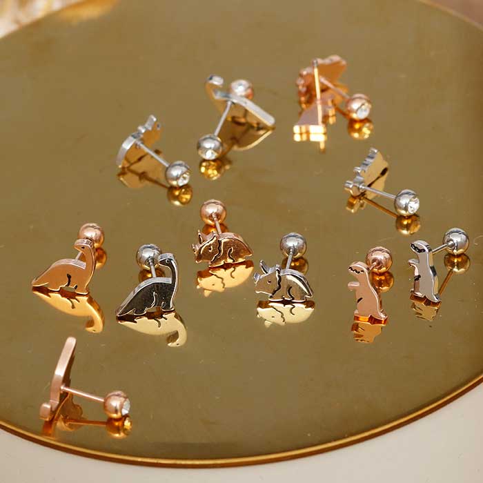 ダイナソー ステンレス ピアス(1ペア) ポーチ入り