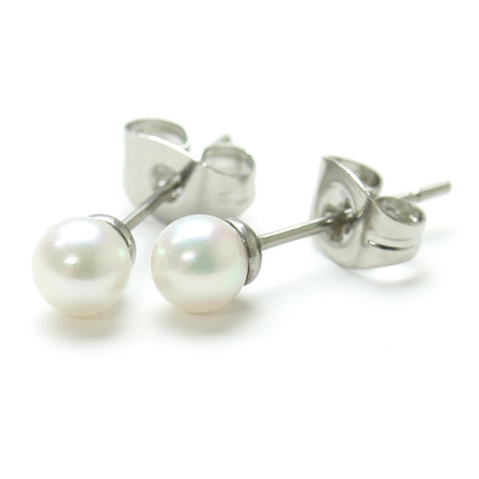 アコヤ本真珠 ステンレス ピアス 4mm(1ペア) ボックス入り