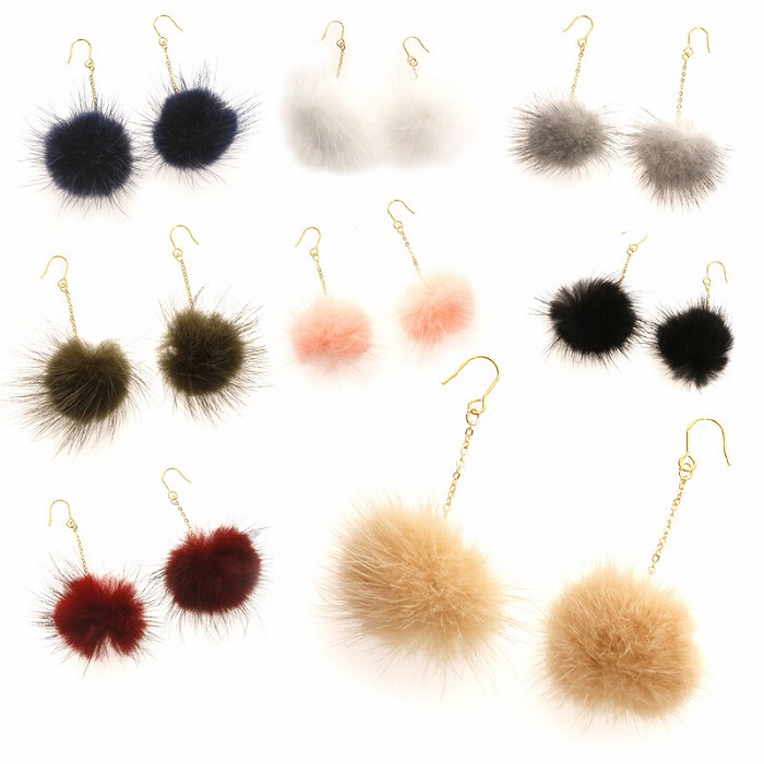 ファーチャーム ステンレス ピアス(1ペア)