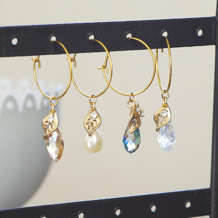 ジュエル&リーフ フープ ステンレス ピアス(1ペア) ポーチ入り